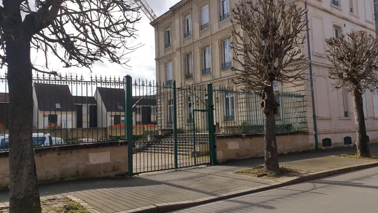 Linotin Centre Ville Compiègne Exterior foto